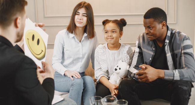 Family Therapy Sessions - one of the recommended trauma activities for youth