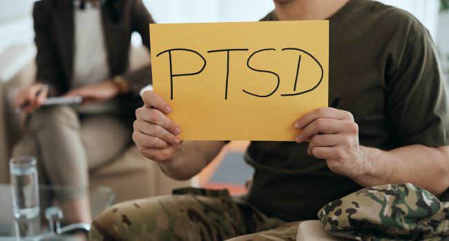 an image of the acronym PTSD
