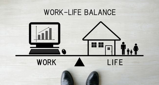 Balancing Work and Caregiving Responsibilities