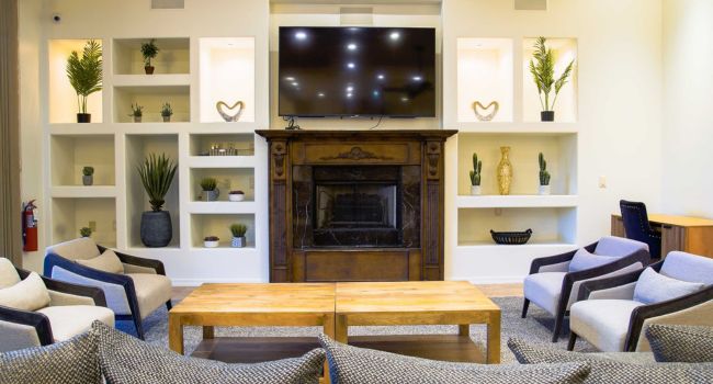 Cozy and inviting lounge area at Nexus Teen Academy, illustrating the comfortable environment provided for residential mental health treatment for teen girls, fostering healing and support.